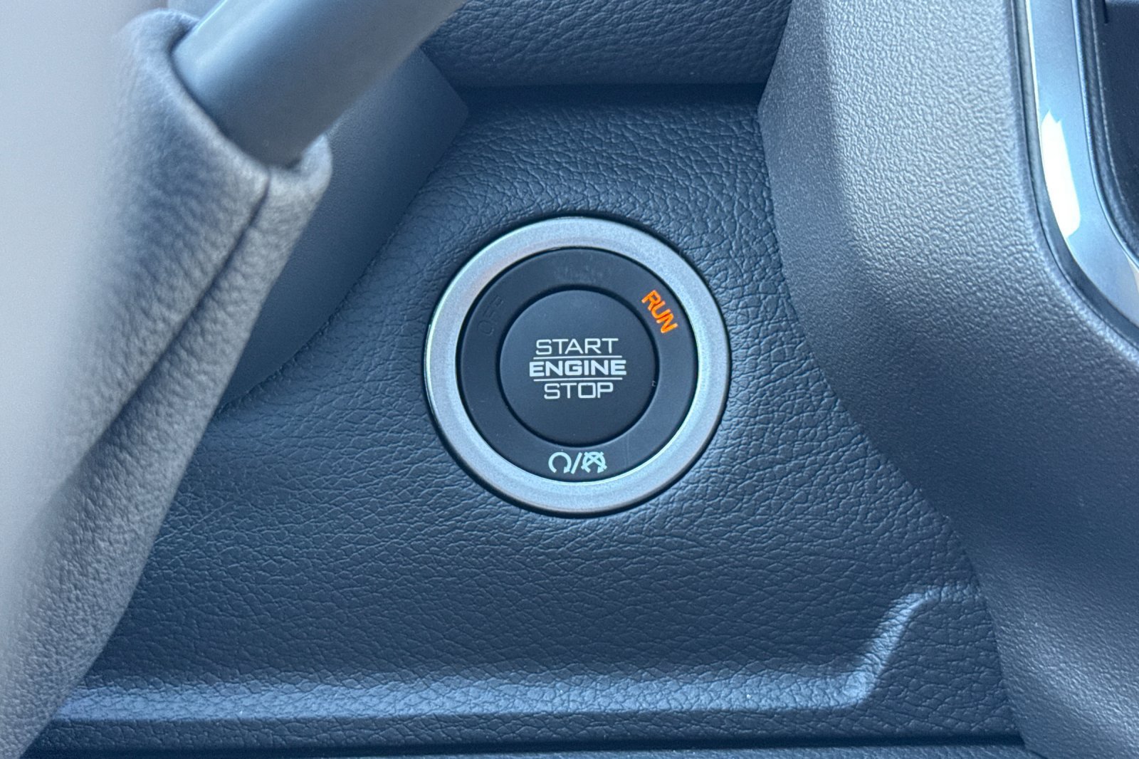 New 2026 RAM 3500 Laramie AWD/4WD image 26