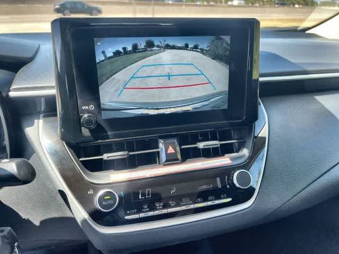 Used 2026 Toyota Corolla LE FWD image 26