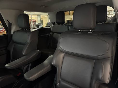 Used 2025 Ford Expedition Active RWD image 37
