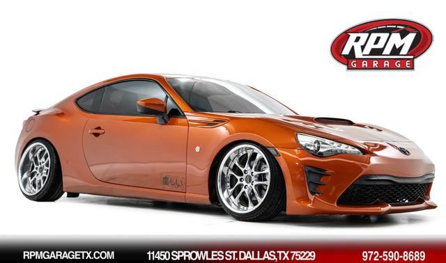 Used 2017 Toyota 86 RWD image 1
