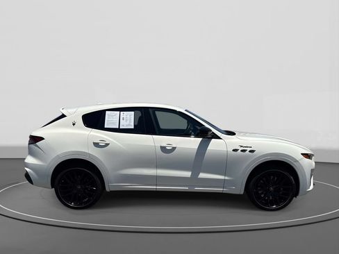 Used 2024 Maserati Levante Modena Ultima AWD/4WD image 3