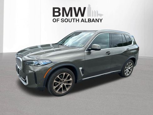 Used 2024 BMW X5 xDrive40i w/ Executive Package AWD/4WD image 1
