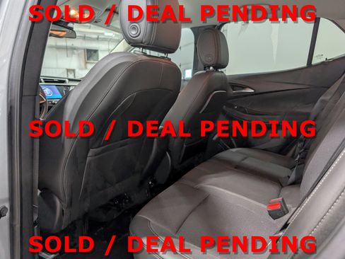 Used 2023 Buick Encore GX Preferred w/ Cold Weather Comfort Package image 17