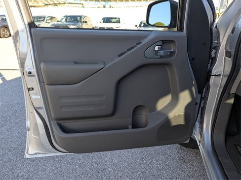 Used 2019 Nissan Frontier SV w/ Value Truck Package image 17