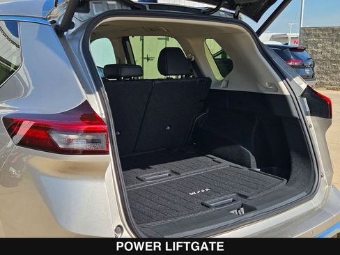 New 2026 Nissan Rogue Platinum AWD/4WD image 29