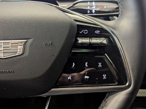 Used 2024 Cadillac Lyriq Luxury w/ LPO, Floor Liner Package image 9