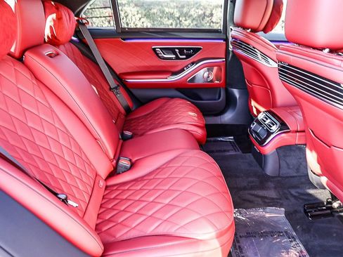 New 2026 Mercedes-Benz S 580 4MATIC Sedan image 18