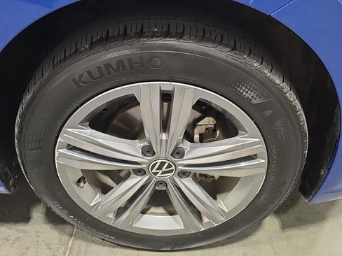 Used 2024 Volkswagen Jetta SE image 23