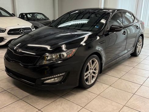 Used 2013 Kia Optima SX w/ Limited Pkg FWD image 3