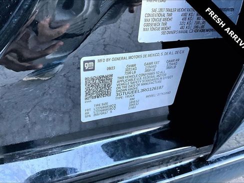 Used 2024 GMC Sierra 1500 AT4 w/ Technology Package image 19