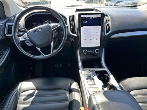 Used 2023 Ford Edge SEL image 16