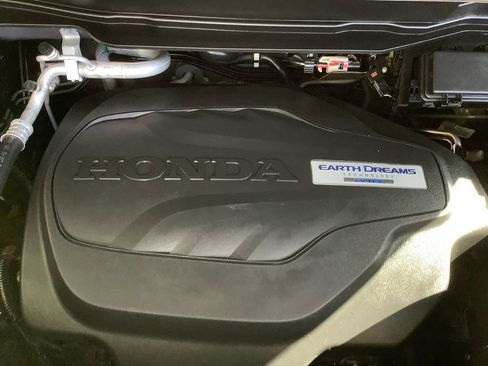 Used 2016 Honda Pilot Elite image 21