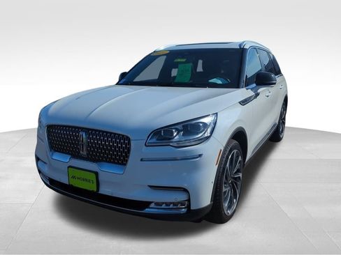 Used 2021 Lincoln Aviator Reserve w/ Equipment Group 201A image 2