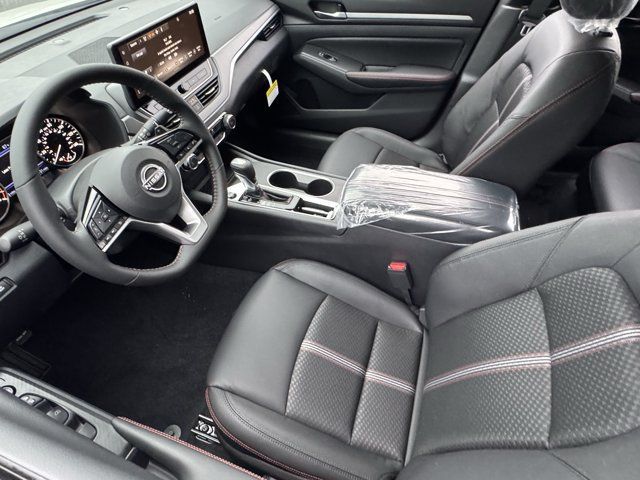 New 2026 Nissan Altima 2.5 SR FWD image 14