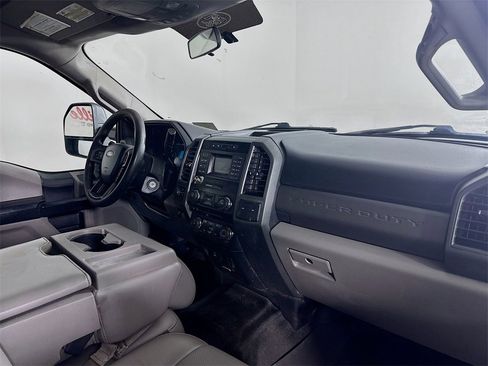 Used 2018 Ford F350 XL w/ Power Equipment Group image 28