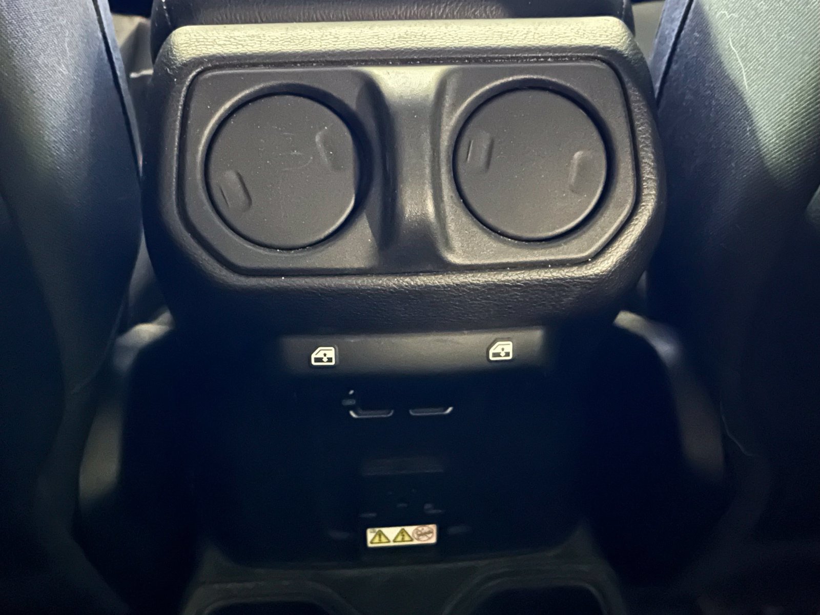 Used 2021 Jeep Wrangler Unlimited Rubicon AWD/4WD image 36
