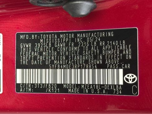 Used 2024 Toyota Corolla LE image 29