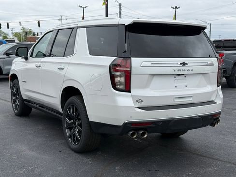 Used 2021 Chevrolet Tahoe High Country w/ Premium Package AWD/4WD image 6