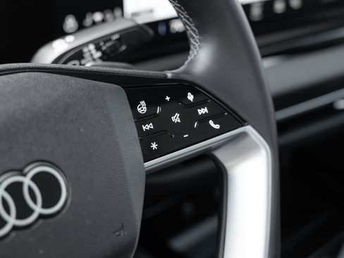 Used 2025 Audi A5 2.0T Premium w/ Convenience Package image 12