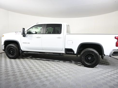 Used 2026 Chevrolet Silverado 3500 LT w/ Convenience Package AWD/4WD image 3