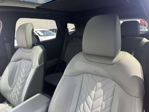 Certified 2025 Kia Sportage X-Line Prestige AWD/4WD image 18