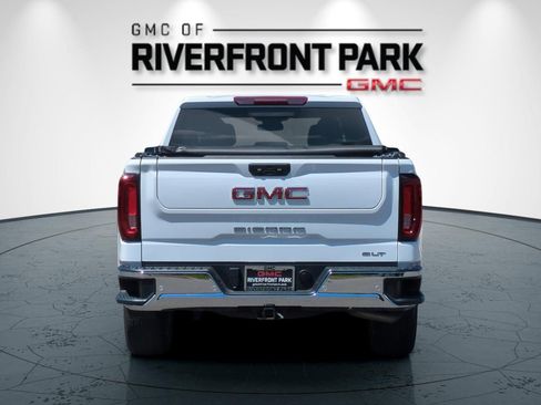 Used 2024 GMC Sierra 1500 SLT w/ SLT Premium Plus Package AWD/4WD image 4