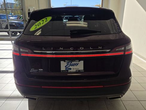 Used 2022 Lincoln Nautilus Reserve image 13