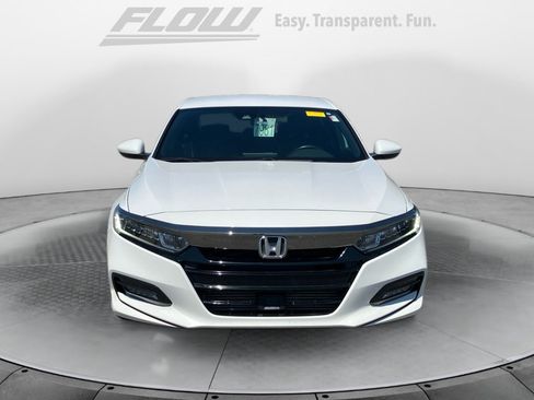 Used 2018 Honda Accord Sport image 3