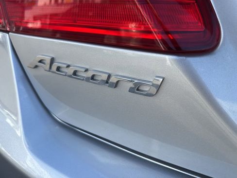 Used 2015 Honda Accord EX-L image 5