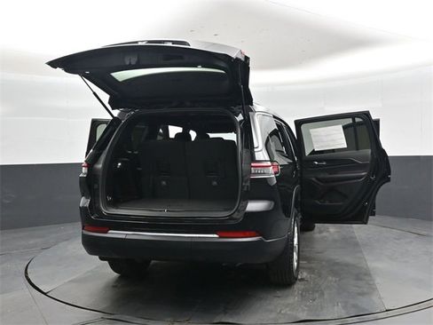 New 2025 Jeep Grand Cherokee L Laredo image 50