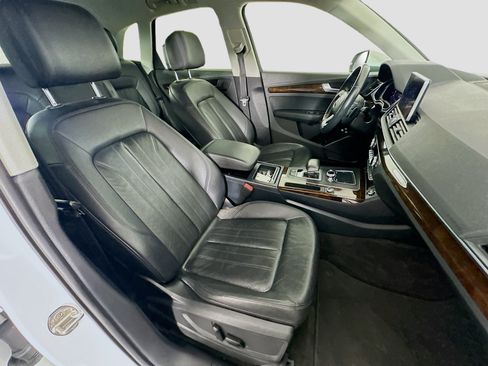 Used 2018 Audi Q5 2.0T Premium AWD/4WD image 29