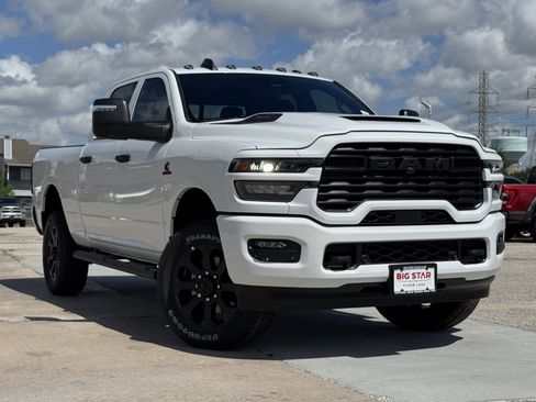 New 2026 RAM 2500 Tradesman AWD/4WD image 2