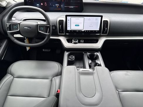New 2026 Ford Expedition Active RWD image 11