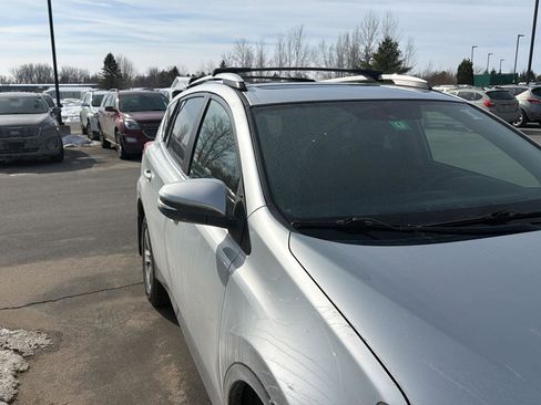 Used 2015 Toyota RAV4 XLE image 5