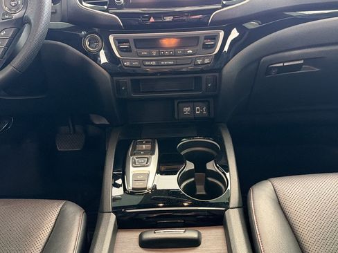 Used 2023 Honda Ridgeline Black Edition image 17