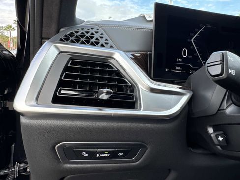 New 2026 BMW X7 xDrive40i w/ Executive Package image 33