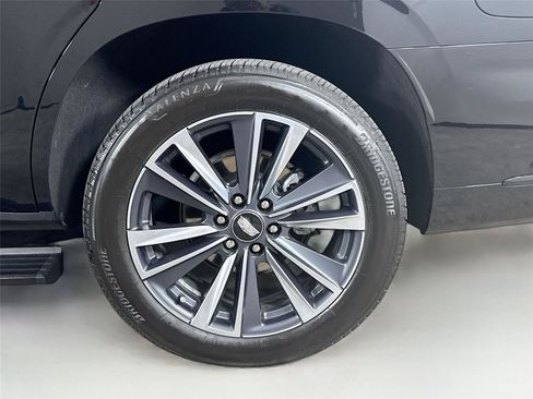 Used 2025 Cadillac Escalade Sport w/ Touring Package AWD/4WD image 33
