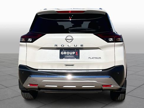 Used 2023 Nissan Rogue Platinum w/ Platinum Premium Package image 4