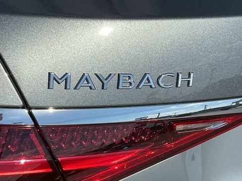 Used 2024 Mercedes-Benz Maybach S 580 4MATIC image 38