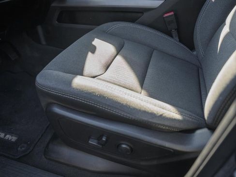 Used 2022 RAM 1500 Big Horn image 36