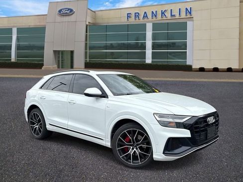 Used 2019 Audi Q8 Premium Plus w/ Premium Plus image 1