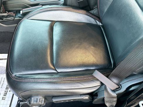 Used 2021 Jeep Wrangler Unlimited Rubicon AWD/4WD image 22