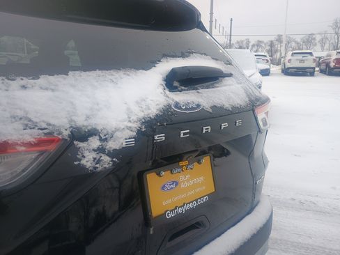 Used 2022 Ford Escape SEL w/ Technology Package image 9