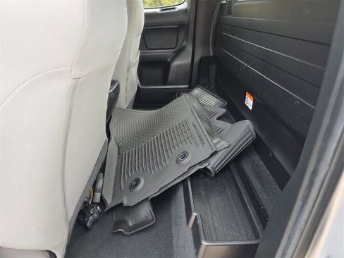 Certified 2022 Toyota Tacoma SR image 22