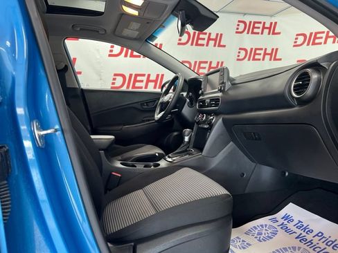 Used 2021 Hyundai Kona SEL Plus w/ Cargo Package FWD image 13