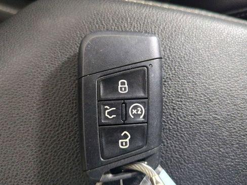 Used 2024 Volkswagen Jetta SE FWD image 34