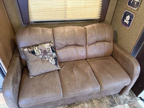 Used 2016 Ford E-450 and Econoline 450 Super Duty w/ Motorhome Prep Package image 47