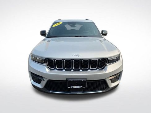Used 2026 Jeep Grand Cherokee Laredo X AWD/4WD image 8