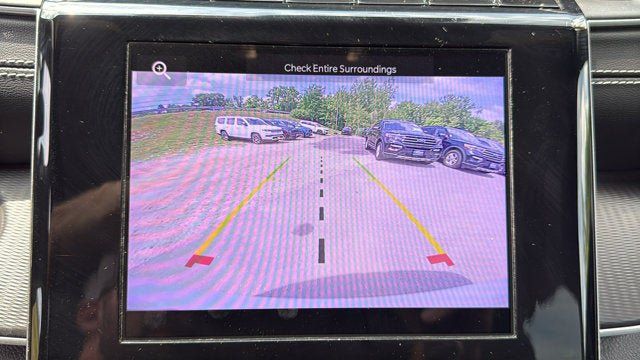 Used 2023 Jeep Grand Cherokee Altitude AWD/4WD image 20