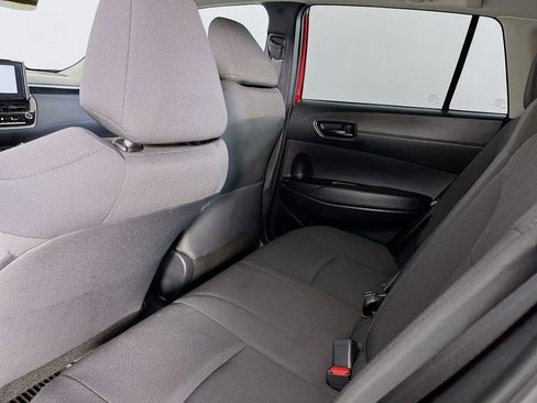 Used 2025 Toyota Corolla Cross LE w/ Moonroof Package FWD image 29